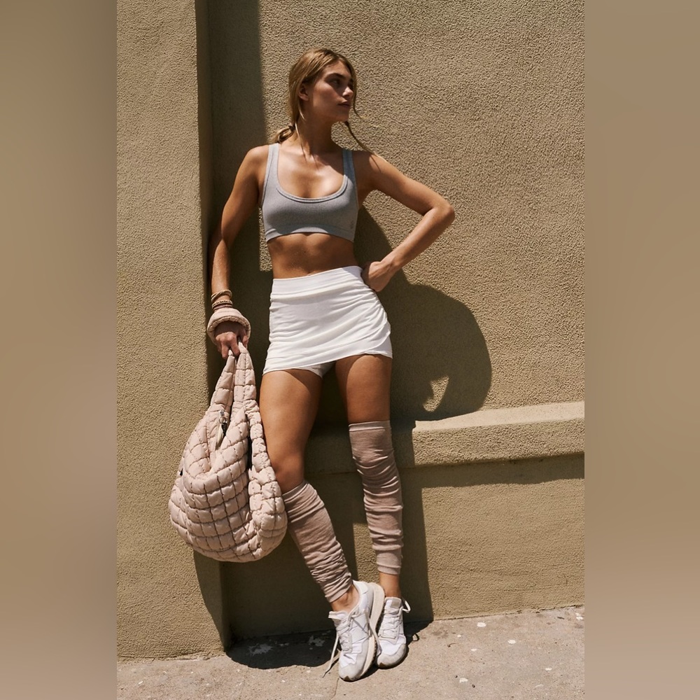 FREE PEOPLE | NWOT Happiness Runs Scoop Neck Bra in Heather Grey